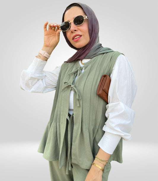 Pleated Linen Vest